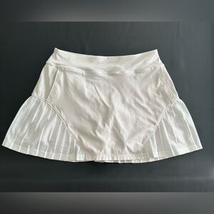 Under Armour Skort Womens Size Small Heatgear Fitted White Biker Shorts Briefs